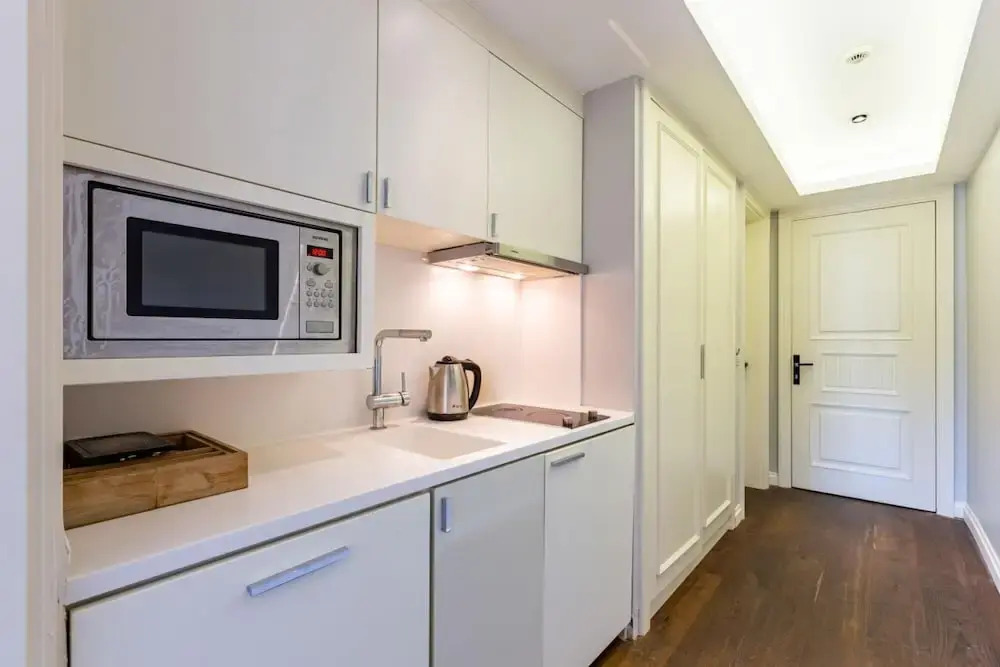 Bright and Cozy Flat Near Taksim Square in Sisli