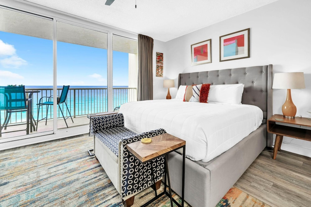 Majestic Beach Towers 1-1209