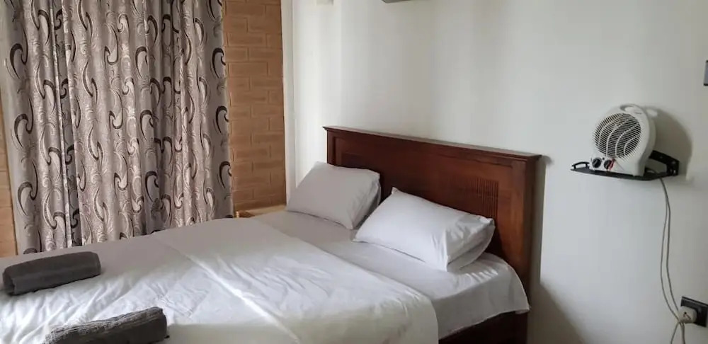 Hotel ColdWorld