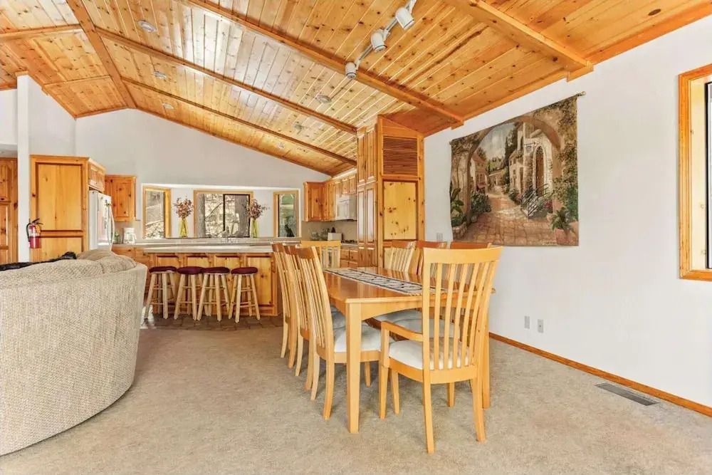 Hunter's Retreat in Upper Moonridge!