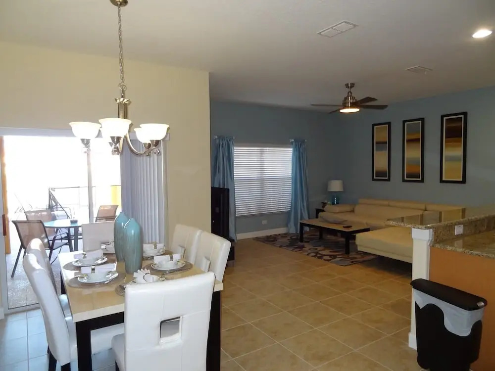 4BR Paradise Palms Townhome 8897 by OVRH