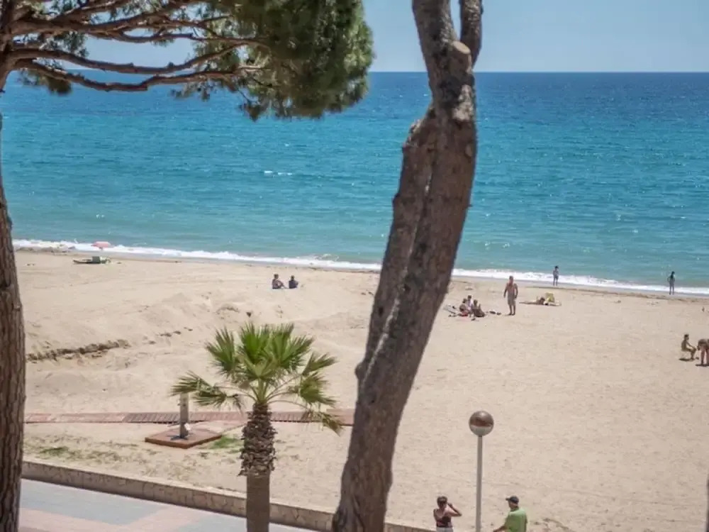 Th116 Apartamento Frente al mar en Cambris