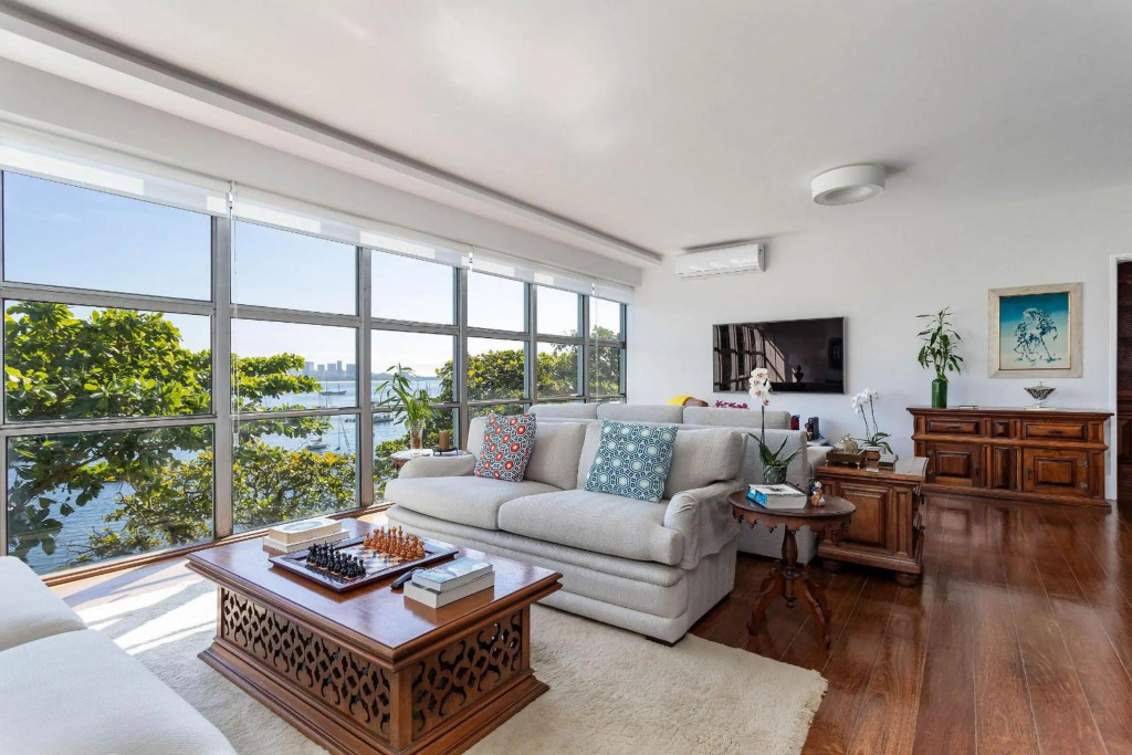 Apartmento de luxo na Urca com vistas incríveis - a 2 min da praia