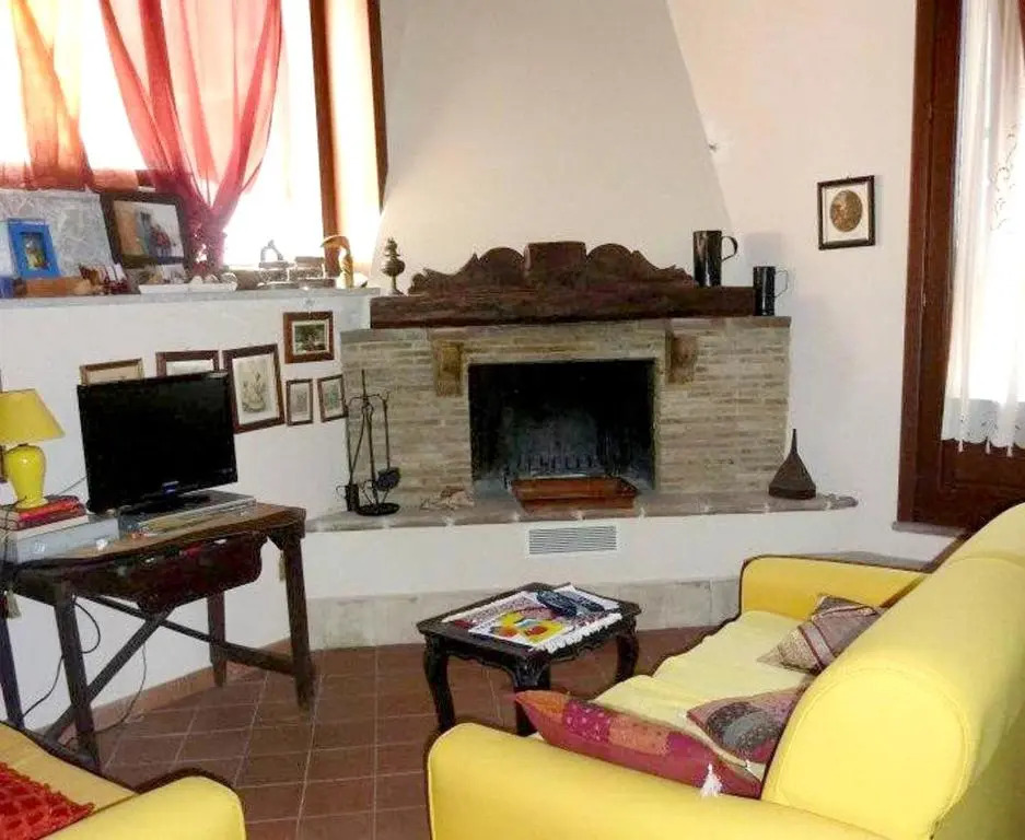 3 bedrooms house with city view furnished terrace and wifi at Taormina 4 km away from the beach