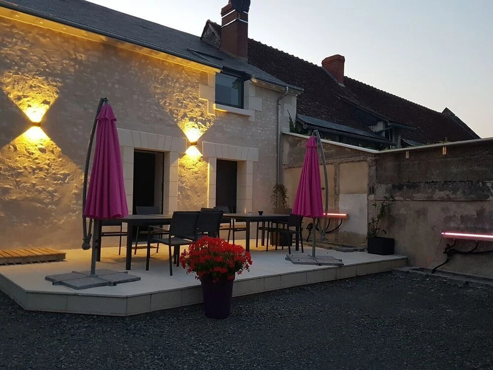 Chez Onna