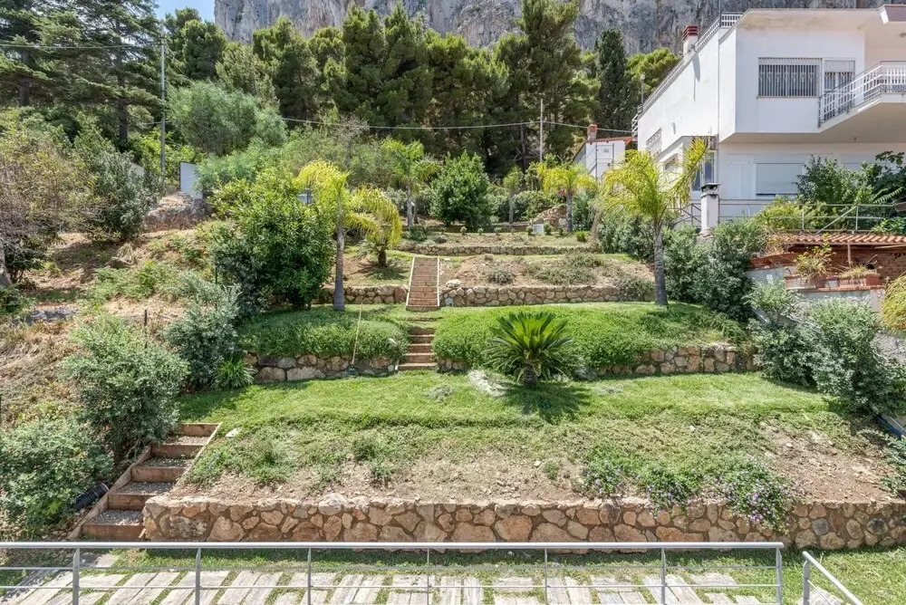 Addisio Seafront Villa by Wonderful Italy