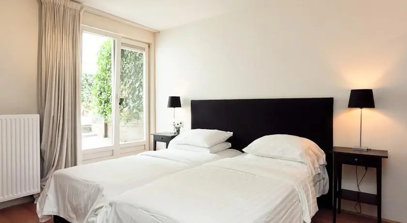 Kien Bed & Breakfast Studios