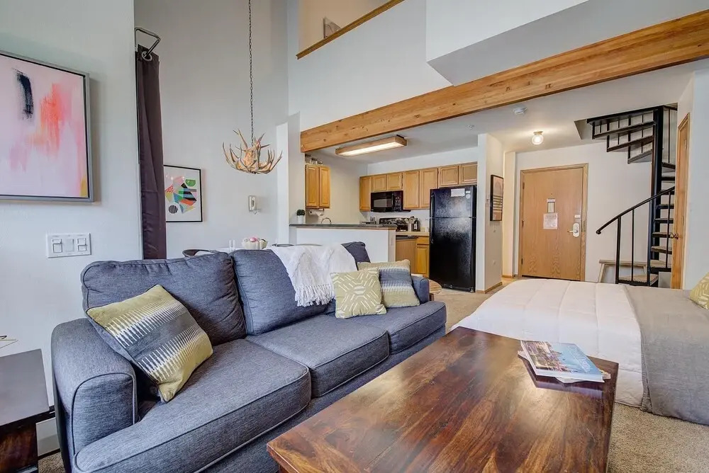 Ski-in Downtown Breckenridge Condo