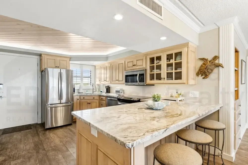 667 Amelia By The Sea 3 Bedroom Condo