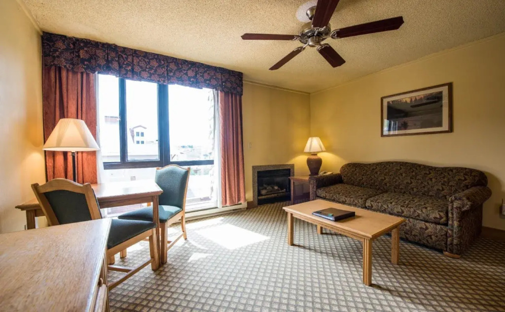 The Grand Lodge, A Vail Resorts Property