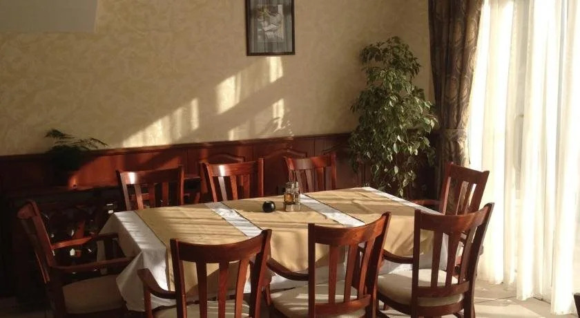 Hotel Elena