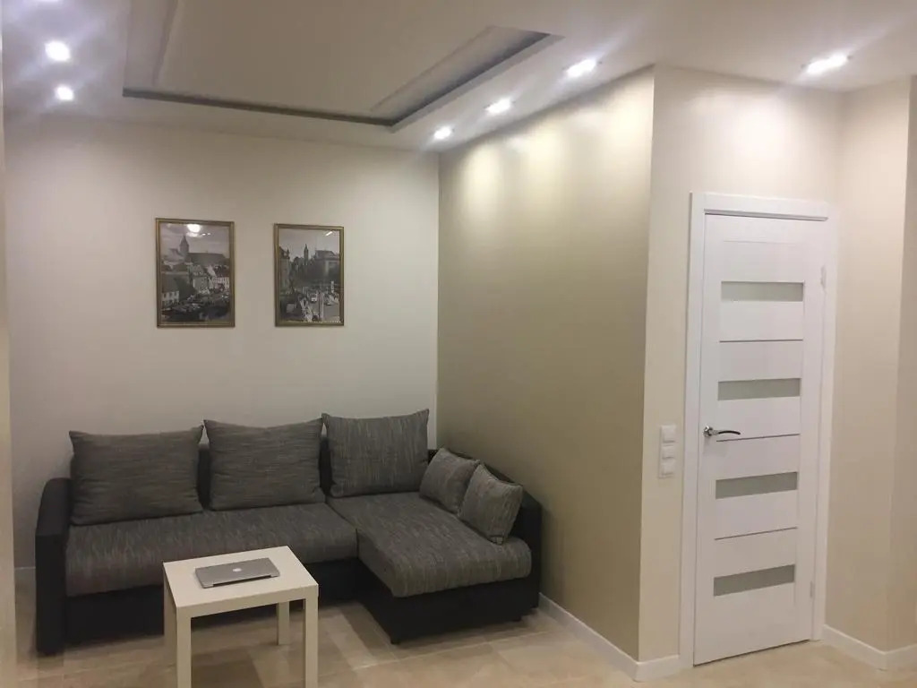 Apartamenti Proletraskaya 75