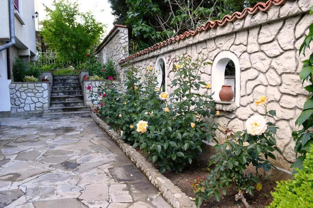 Pulpudeva Villa