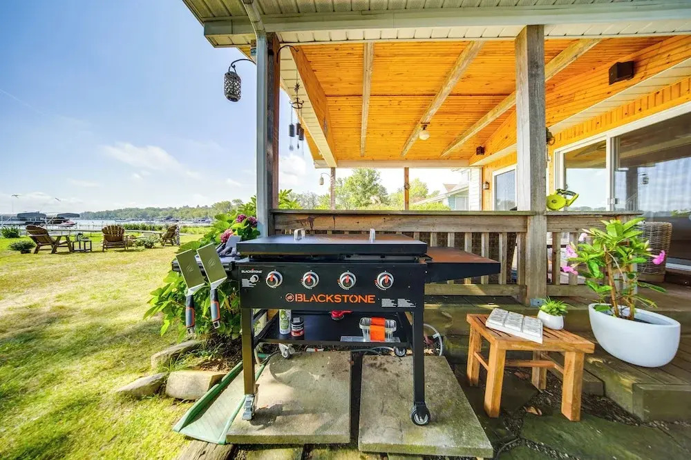 Lakefront Chautauqua Cottage Getaway