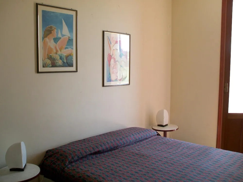Apartment With 2 Bedrooms In Noto With Enclosed Garden 100 M From The Beach