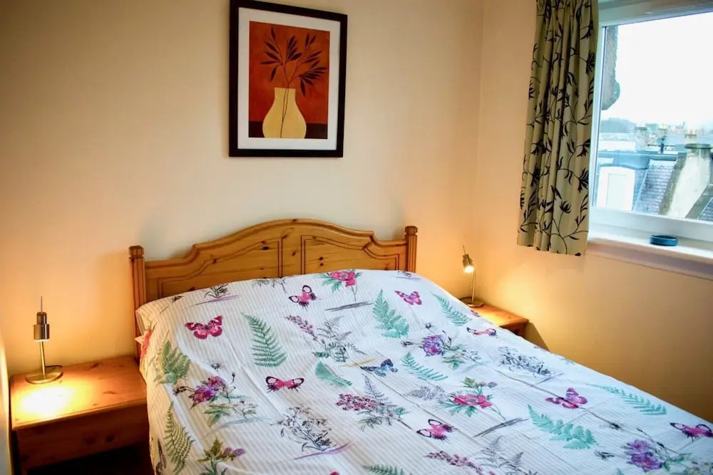 Welcoming and Homely 2 Bed in Central Location