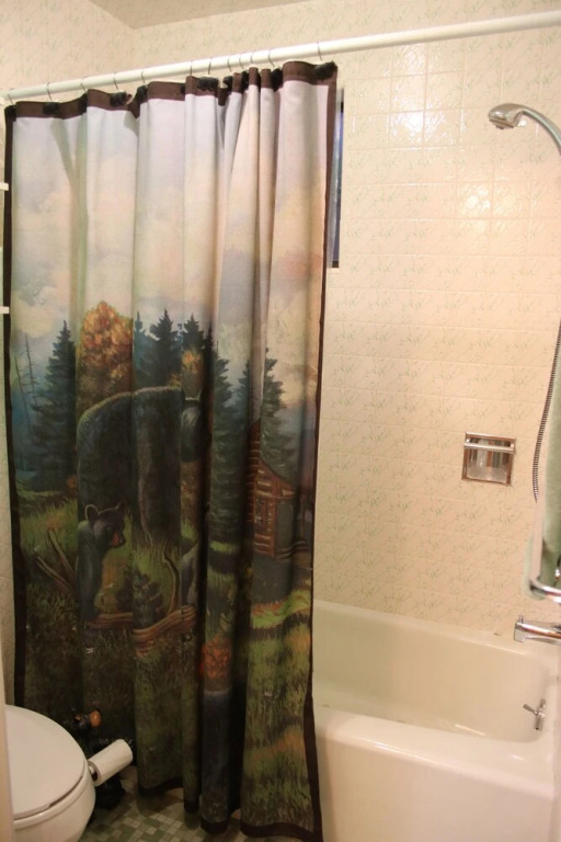 Yellowstone Wildlife Cabins