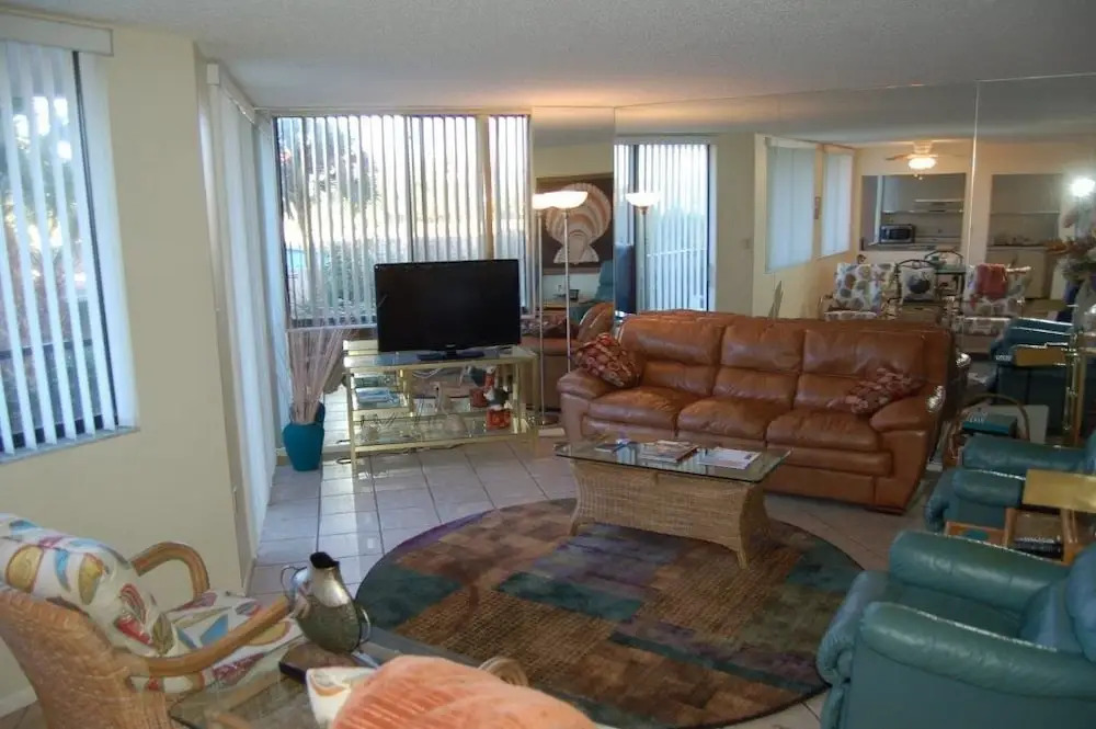 Excelsior - 102 G 2 Bedrooms 2 Bathrooms Condo