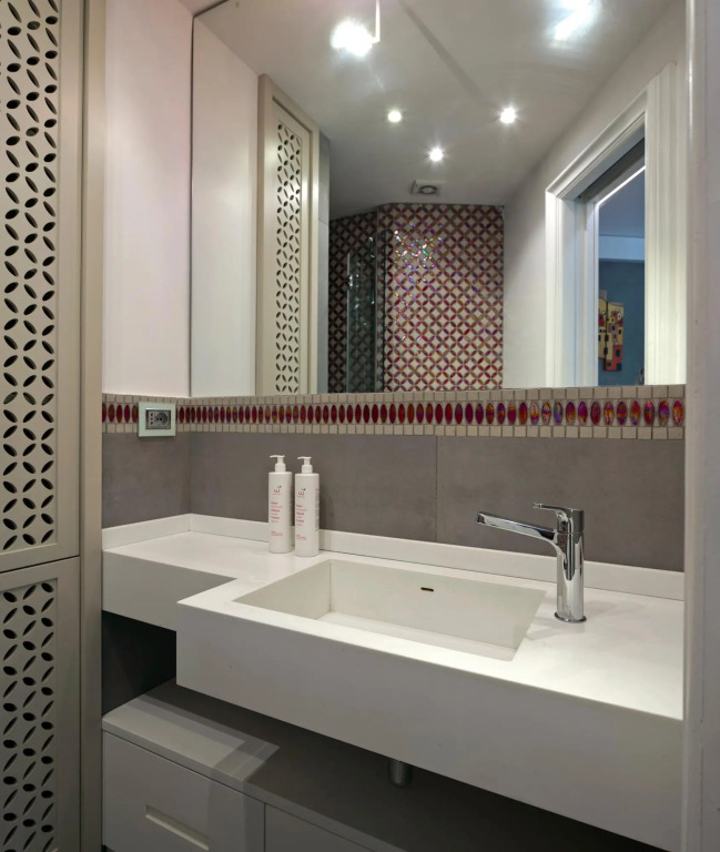 Elegant Apartment at Chiaia by Wonderful Italy