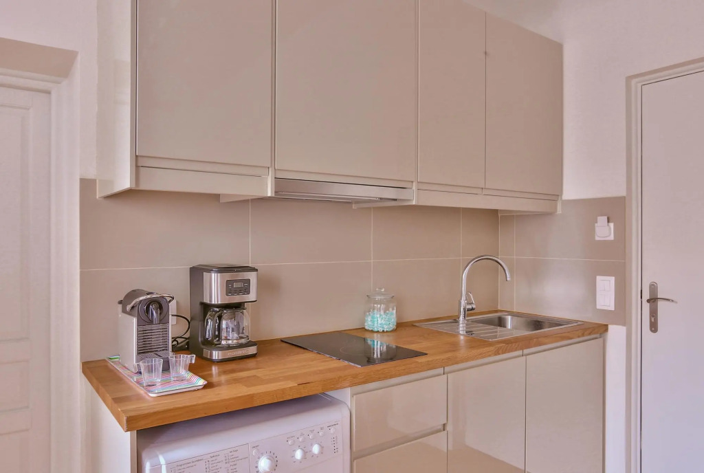 B 364 - Deluxe apartment in the heart of  Notre Dame