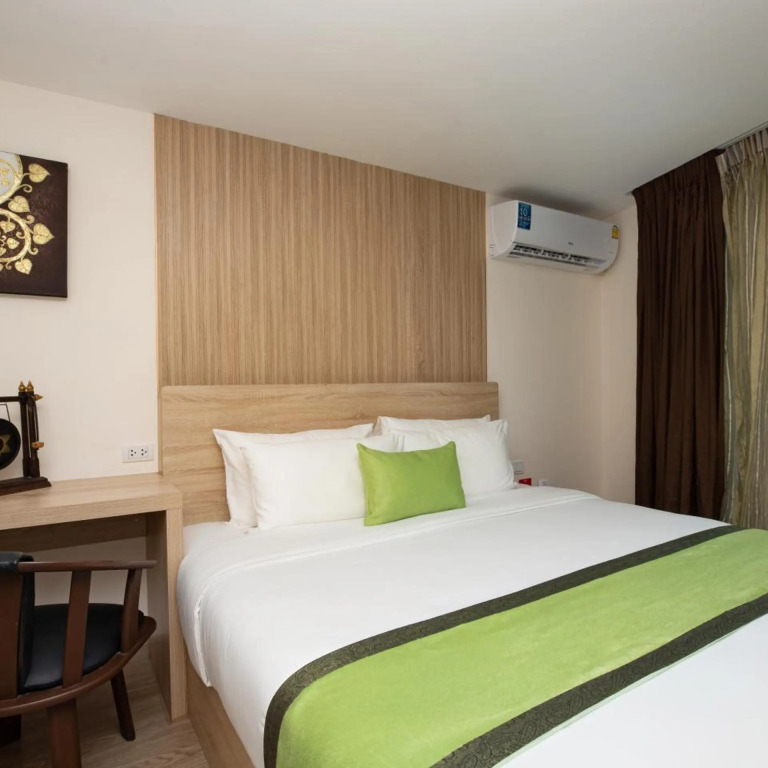 iCheck inn Darisa Patong