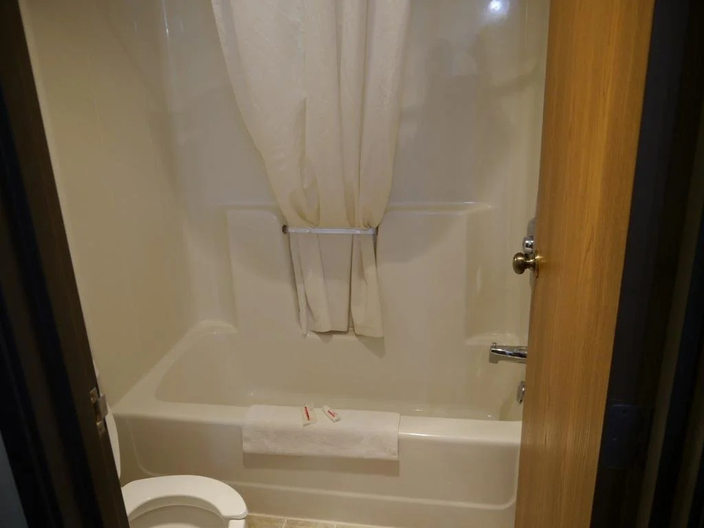 Westwood Inn & Suites Kimball I 90