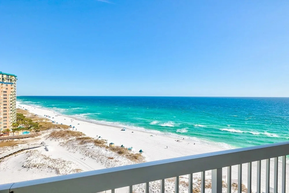 Pelican Beach 1412 2 Bedroom Condo by Pelican Beach Management