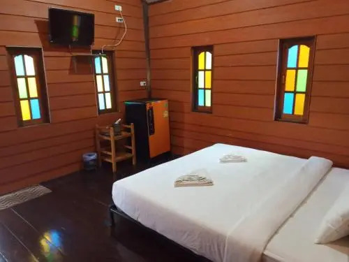 Baan Mai Katoon Resort