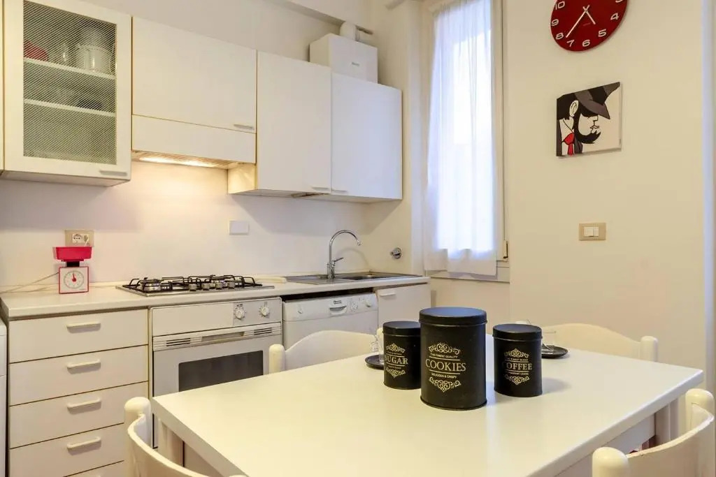 ALTIDO Family Apt for 6 located minutes from the Sea