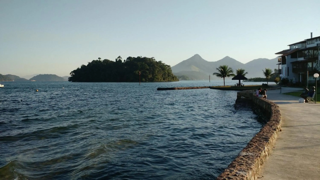 Angra - Apto Pé na Areia - Bracuhy