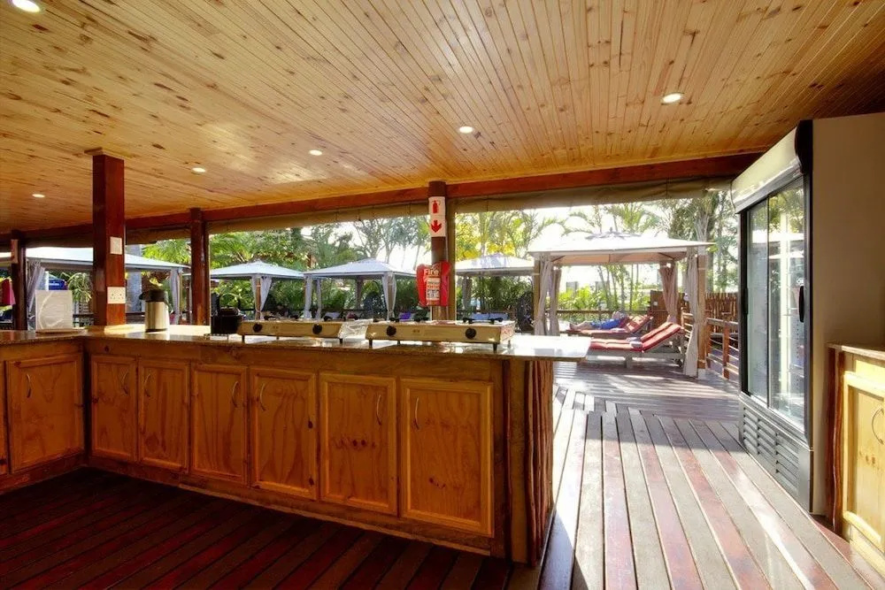 Luxury Tented Village @ Urban Glamping