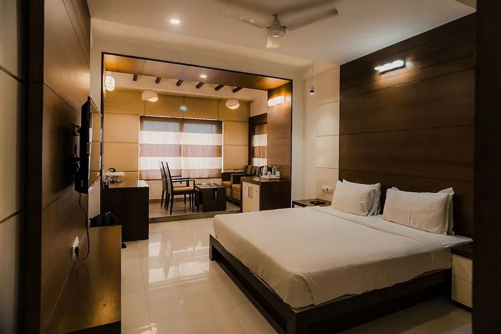Sea Queen Hotel