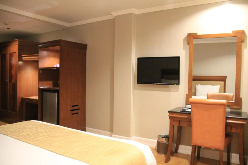Savannah Resort Hotel