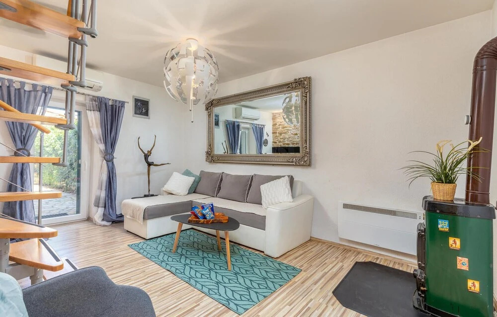 Amazing Home in Sisan with Hot Tub, WiFi & 2 Bedrooms