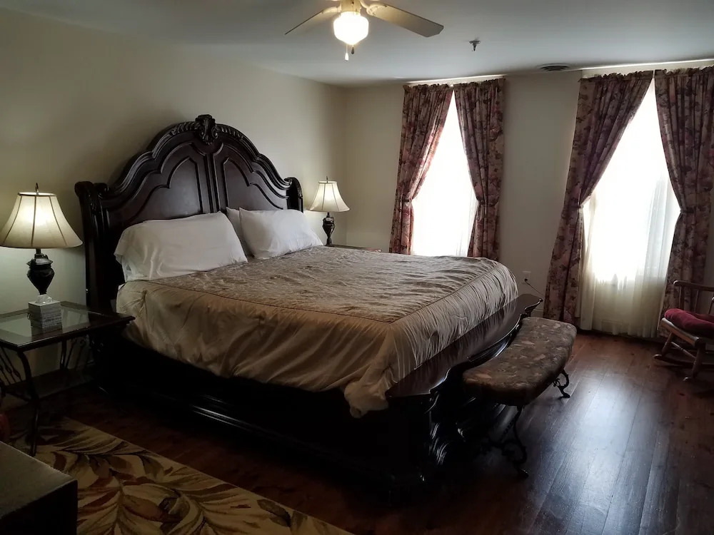 The Tilton Inn