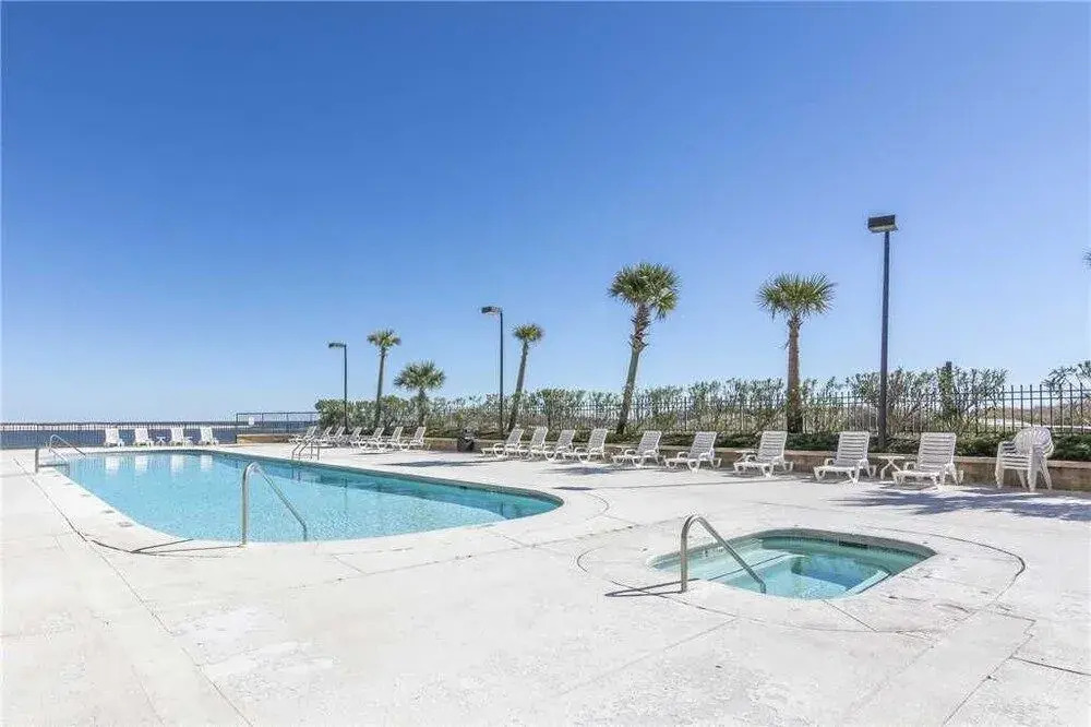 Grand Pointe 605 - 3 Br home by RedAwning