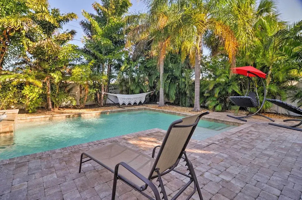 Holmes Beach Family Home: Private Pool & 3 Decks!