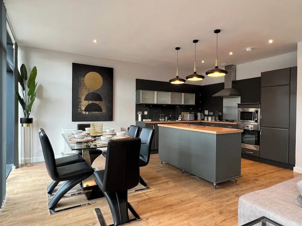 Hydro Apartments