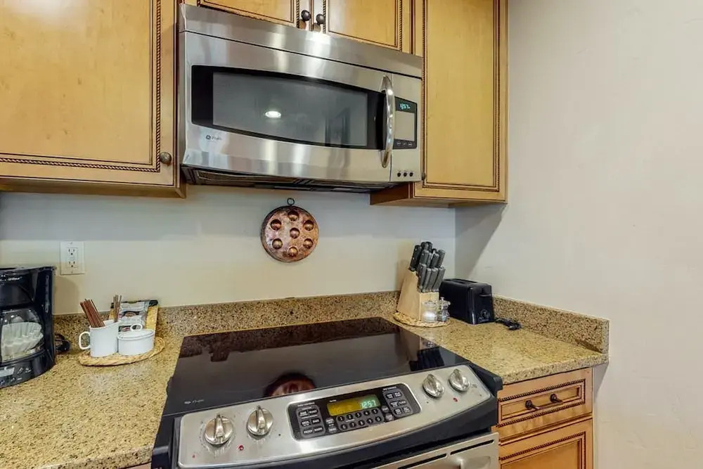 Luxury 2 Bedroom Ski in, Ski out Condo in Breckenridge with Shared Pool, Hot Tub, Arcade, and Bar