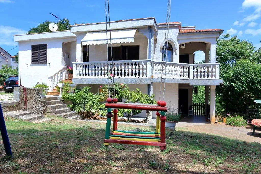Apartment Ada