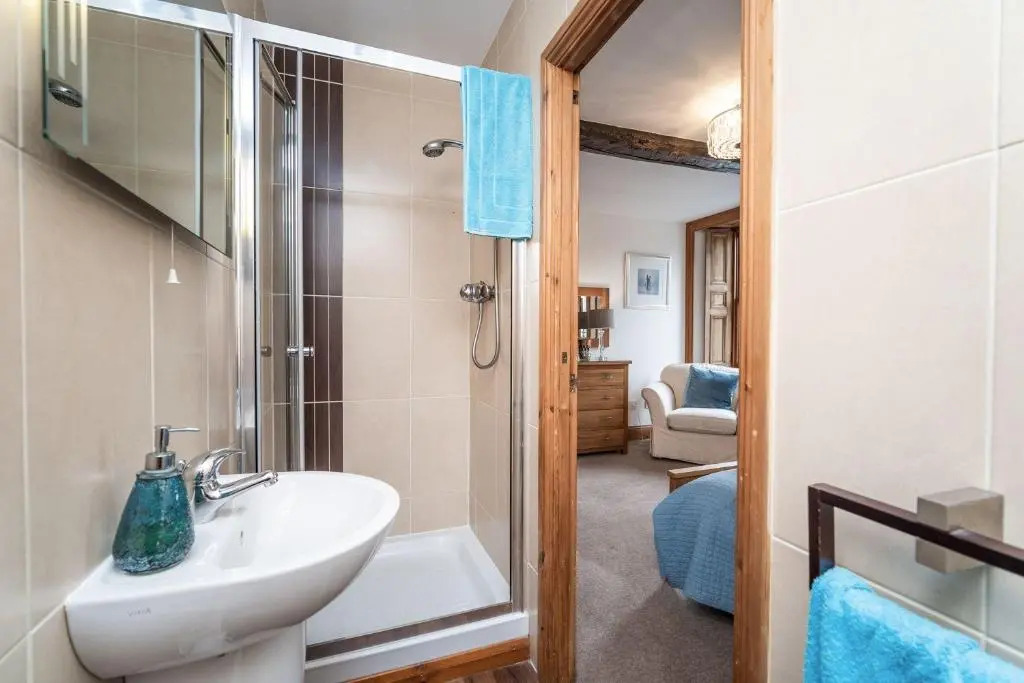 Bridge House Apartment 2