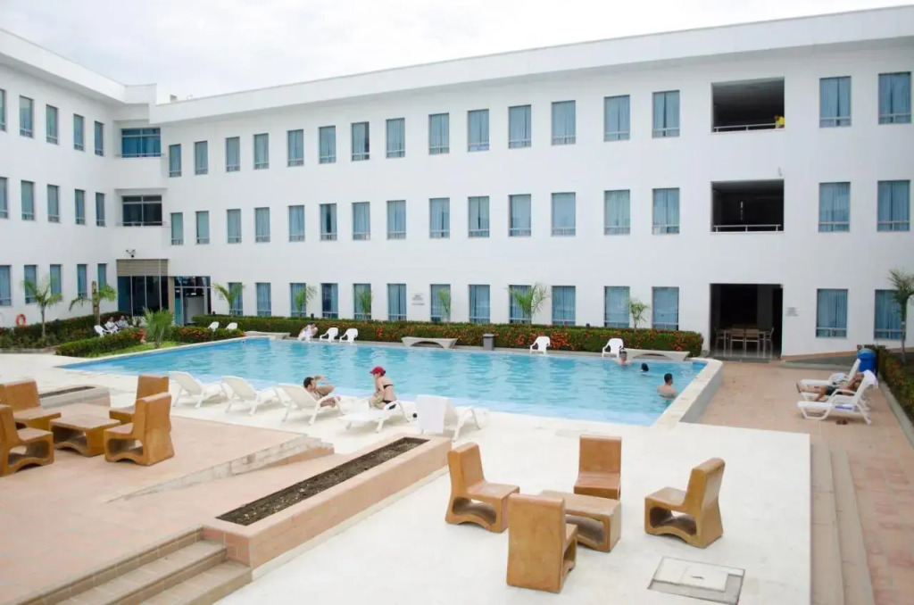 Hotel Las Olas Mamonal