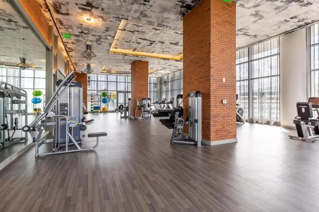 Spacious 3 Bedroom at Hyde Beach House 12th floor