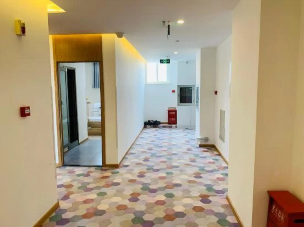Yilkeai Hotel (Beijing Changping subway station University Town store)