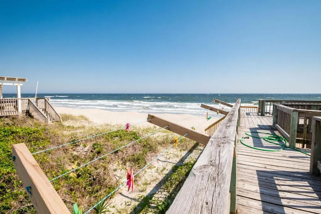 Beach Barracks by Oak Island Accommodations