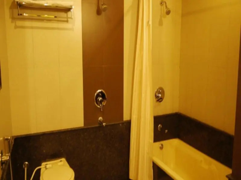 Hotel Kohinoor Square