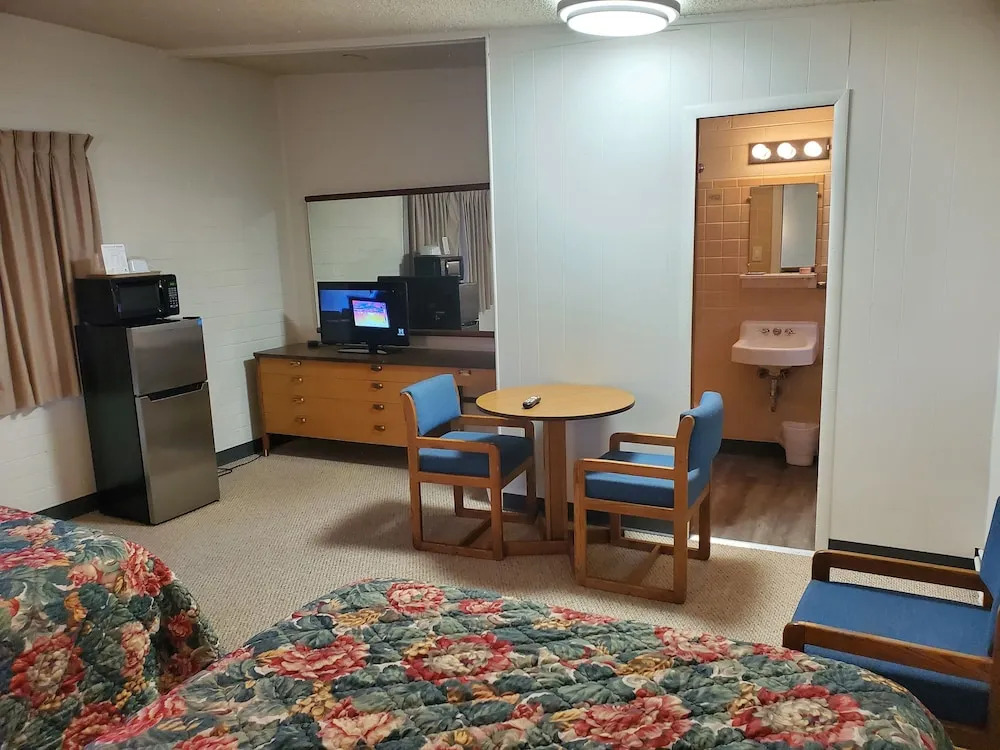 Fleetwood Motel
