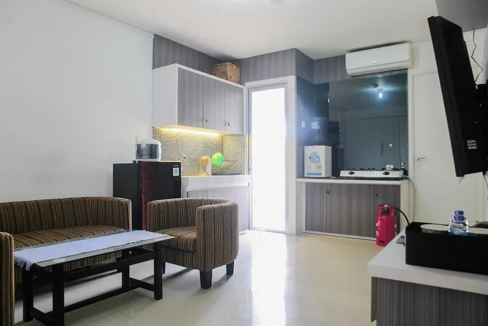 Modern 3BR at Green Palace Kalibata City Apartment