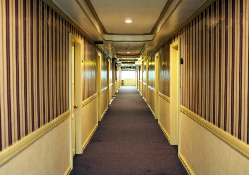Orange Grove Hotel