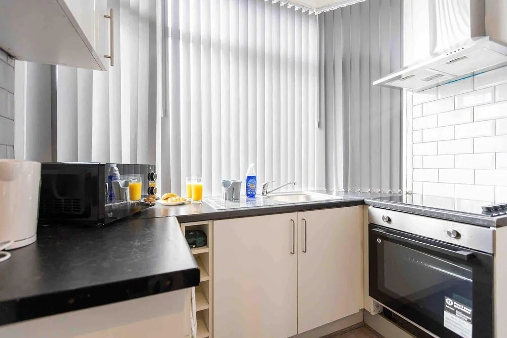 Comfy One Bed Room Flat Near Leeds City Centre